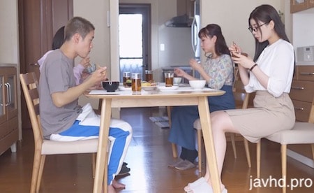 phim sex gay sub Em nhân viên văn phòng tranh thủ buổi trưa bên anh